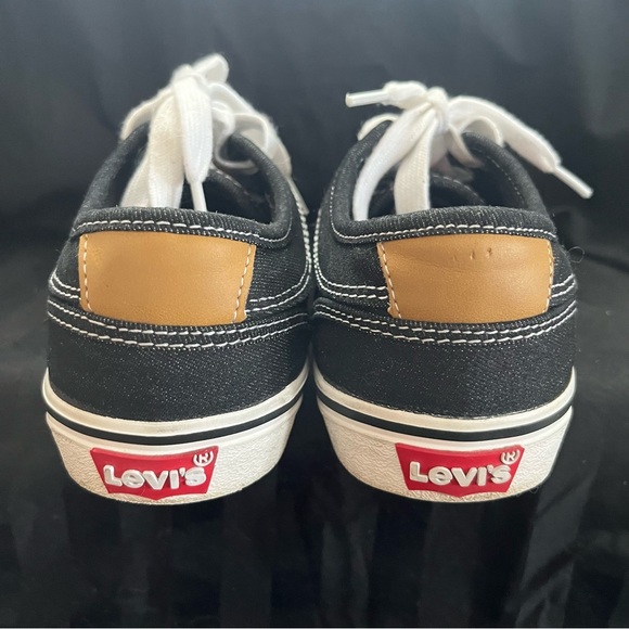 Levi’s dark rinse lace up sneaker size 6.5 US. - Picture 4 of 6